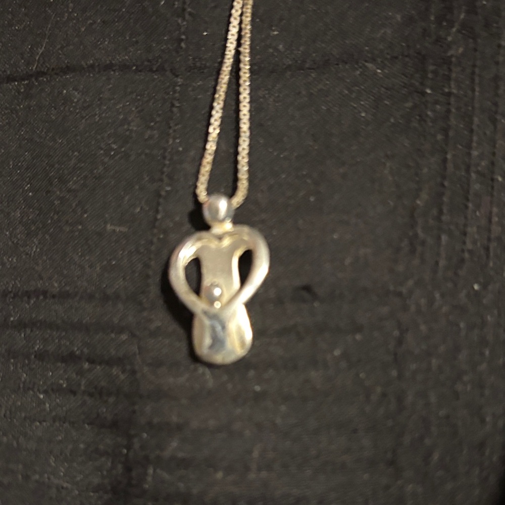 Carolyn pollack sterling Silver mother and child Pendant